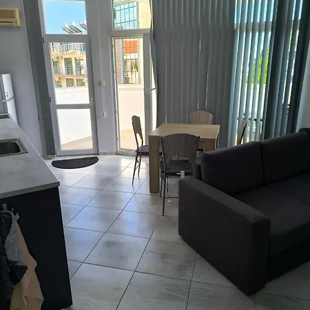 Pirop Apattments Апартамент